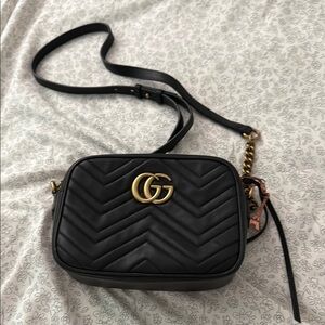 Gucci Quilted Black and Gold Crossbody Bag with Iconic Logo